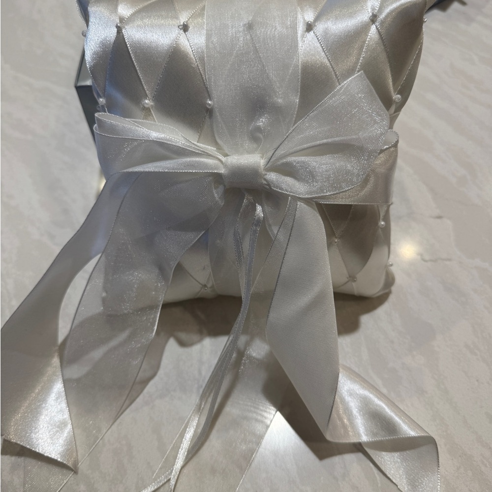 Wilton Ring Bearer’s Pillow – “Timeless”